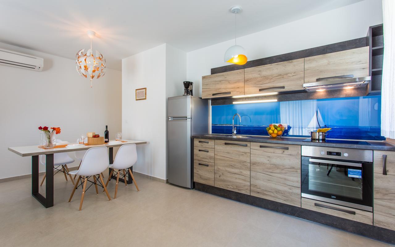 Apartments Viktorija 2 Башка Экстерьер фото