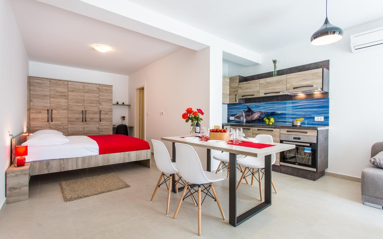 Apartments Viktorija 2 Башка Экстерьер фото
