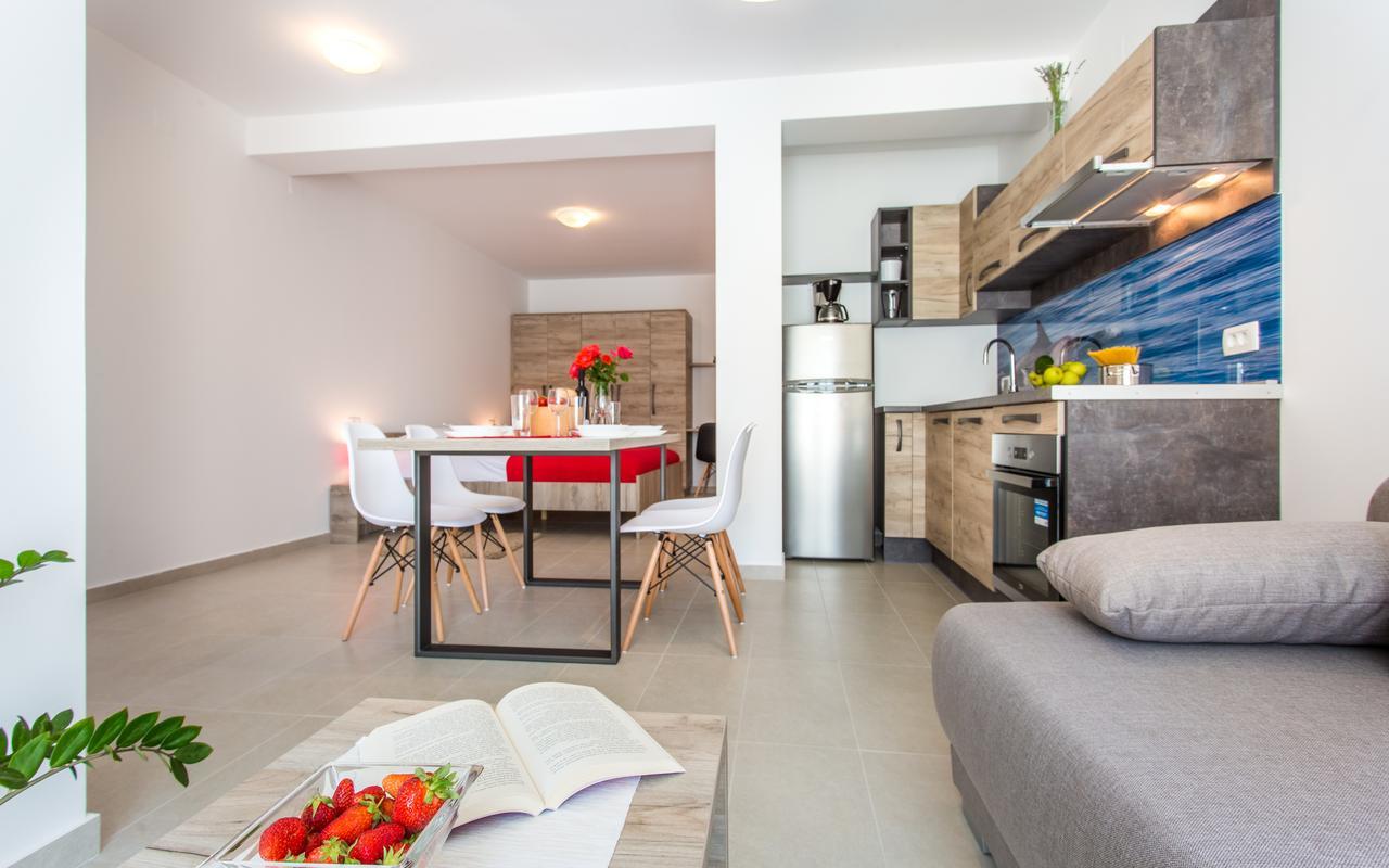 Apartments Viktorija 2 Башка Экстерьер фото